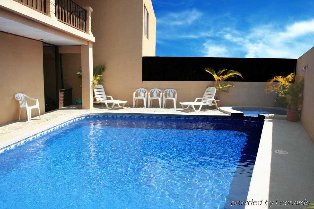 Blue Palm Hotel Хако Удобства фото