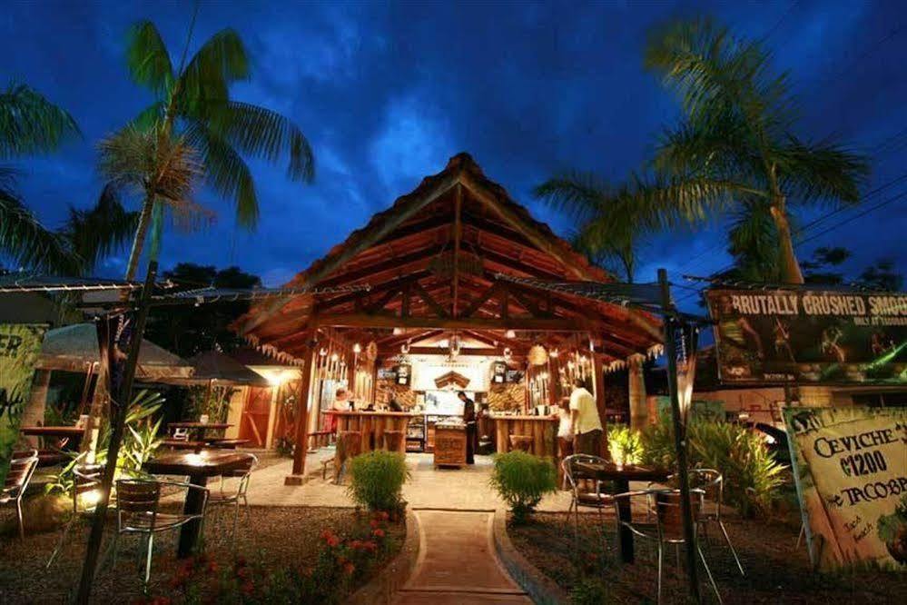 Blue Palm Hotel Хако Ресторан фото